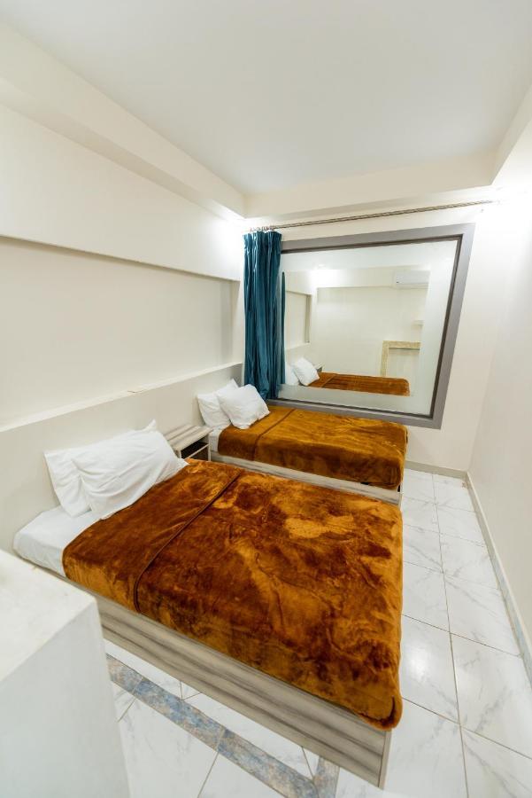 Zafero Studios And Apartments - Families Only 亚历山大港 外观 照片