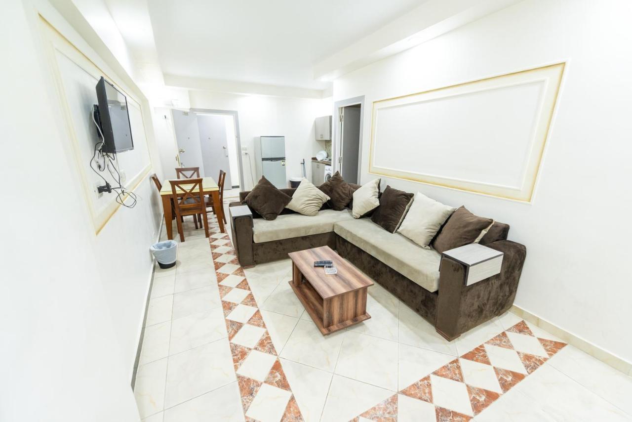 Zafero Studios And Apartments - Families Only 亚历山大港 外观 照片