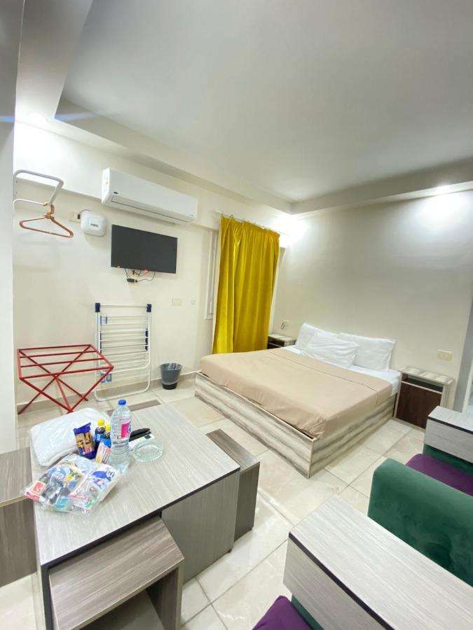 Zafero Studios And Apartments - Families Only 亚历山大港 外观 照片